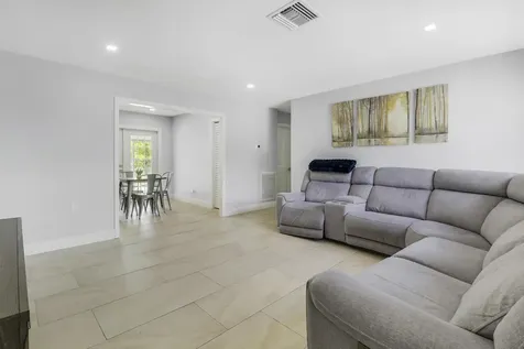 2488 Pineway Drive West Palm Beach FL 33415