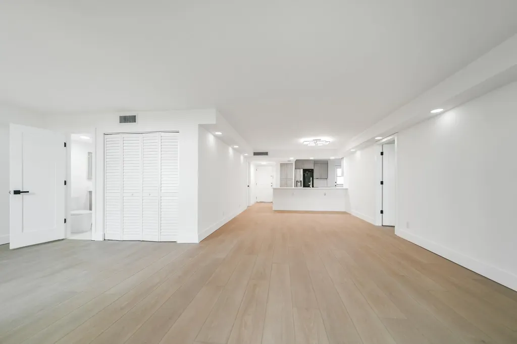 5301 NW 2nd Avenue Boca Raton FL 33487