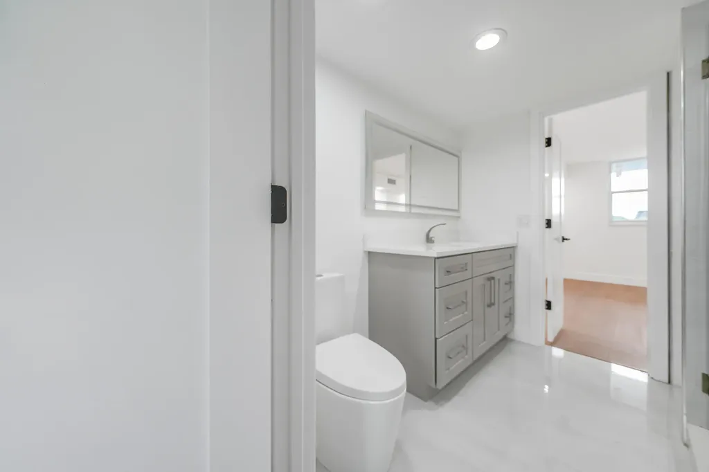 5301 NW 2nd Avenue Boca Raton FL 33487
