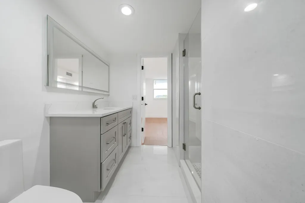 5301 NW 2nd Avenue Boca Raton FL 33487