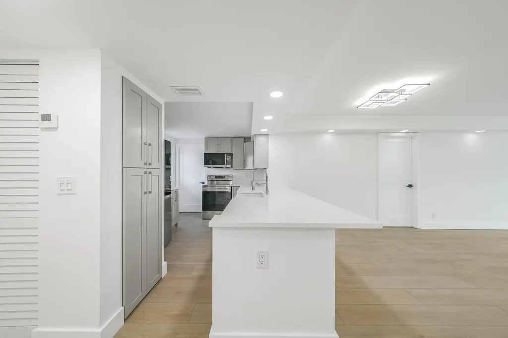 5301 NW 2nd Avenue Boca Raton FL 33487