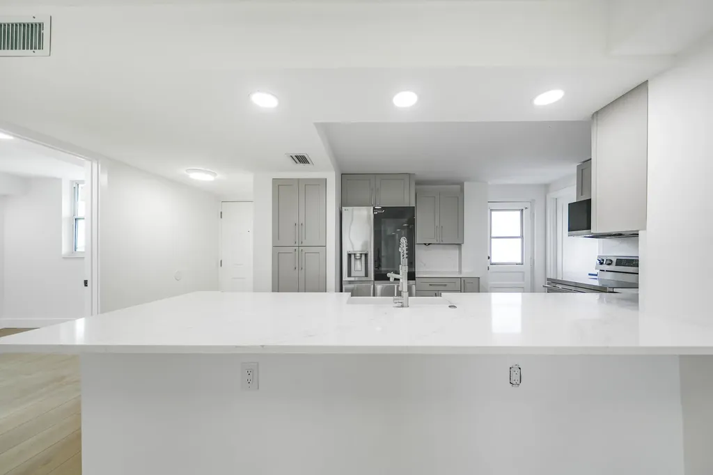 5301 NW 2nd Avenue Boca Raton FL 33487
