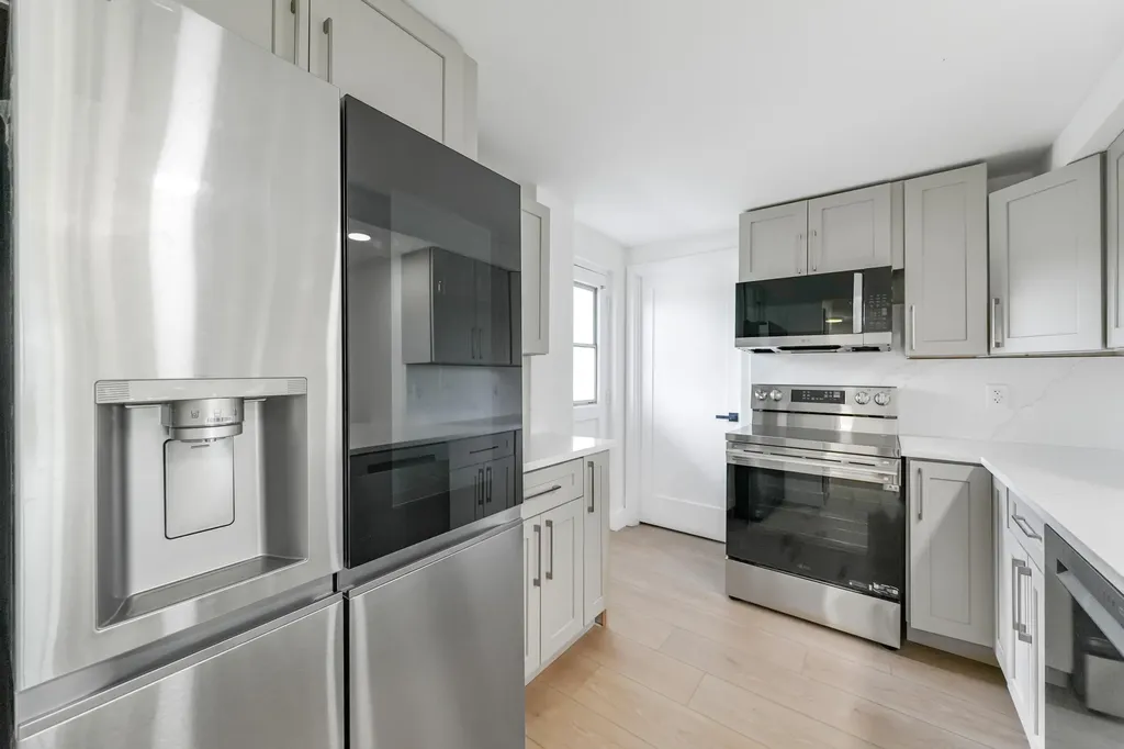 5301 NW 2nd Avenue Boca Raton FL 33487