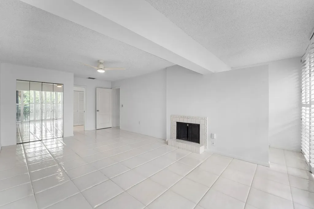 3908 S Ocean Boulevard Highland Beach FL 33487