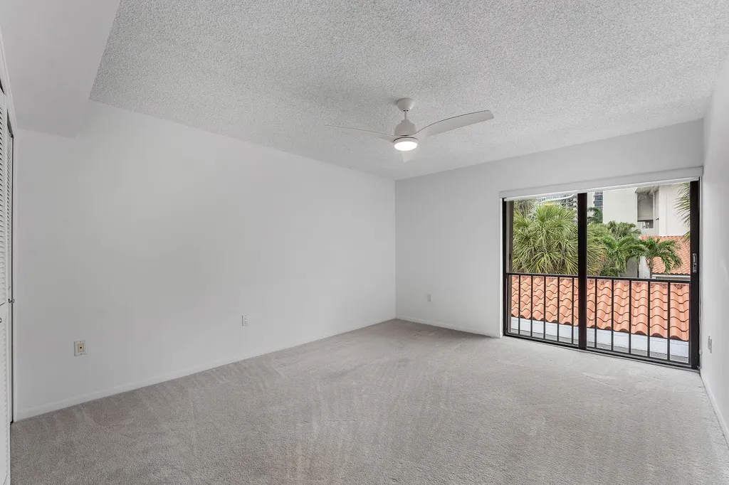 3908 S Ocean Boulevard Highland Beach FL 33487