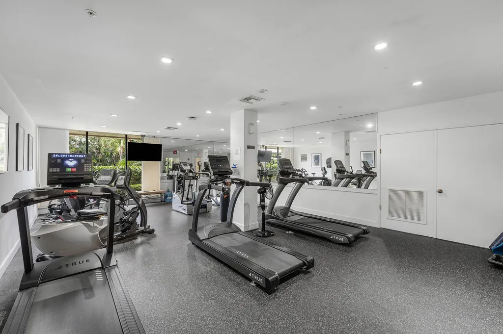 3908 S Ocean Boulevard Highland Beach FL 33487