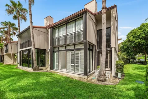 3908 S Ocean Boulevard Highland Beach FL 33487
