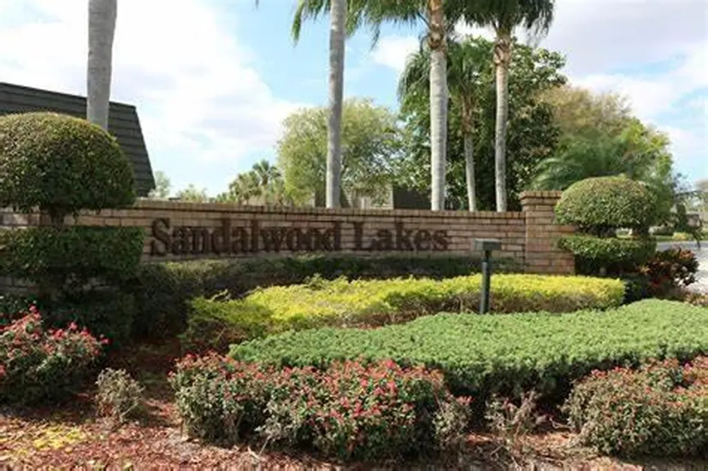 5812 58th Way West Palm Beach FL 33409