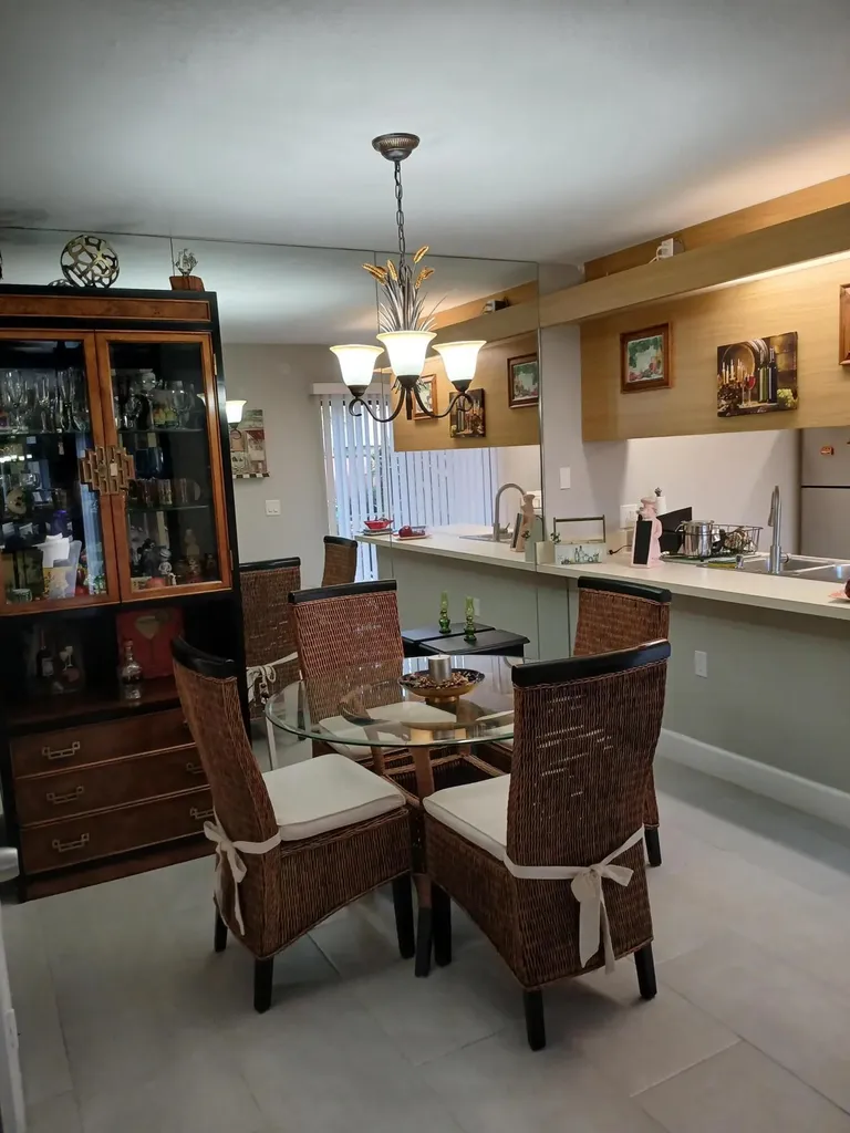 5812 58th Way West Palm Beach FL 33409