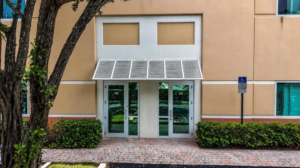 601 N Congress Avenue Delray Beach FL