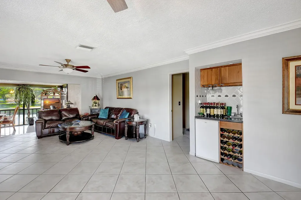 21214 Lago Circle Boca Raton FL 33433