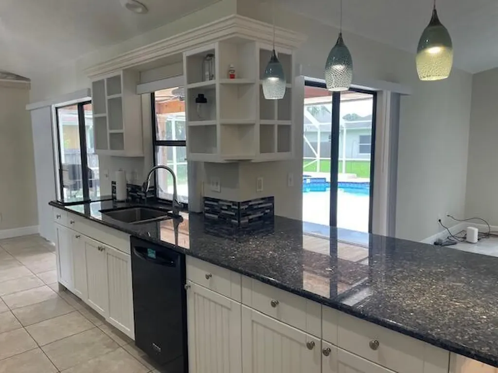 618 SE Streamlet Avenue Port St Lucie FL 34983