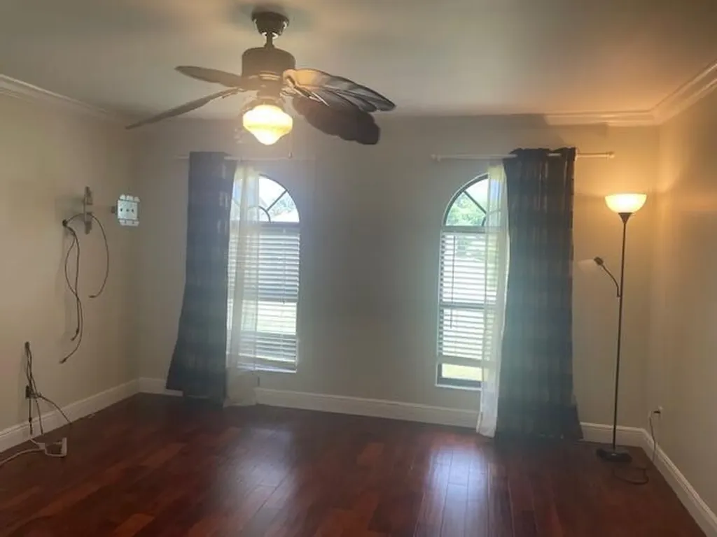 618 SE Streamlet Avenue Port St Lucie FL 34983