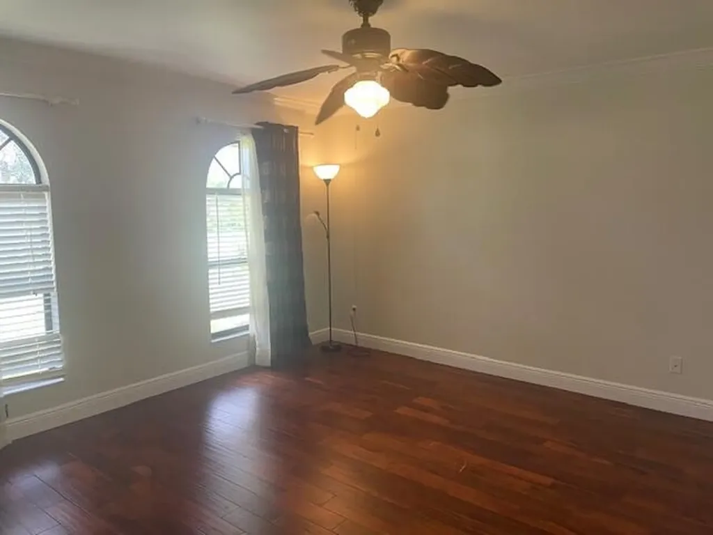 618 SE Streamlet Avenue Port St Lucie FL 34983