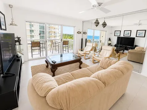 1069 Hillsboro Mile Hillsboro Beach FL 33062