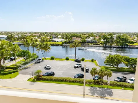 1069 Hillsboro Mile Hillsboro Beach FL 33062