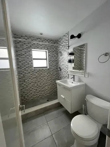 824 NE 4th Street Fort Lauderdale FL 33301