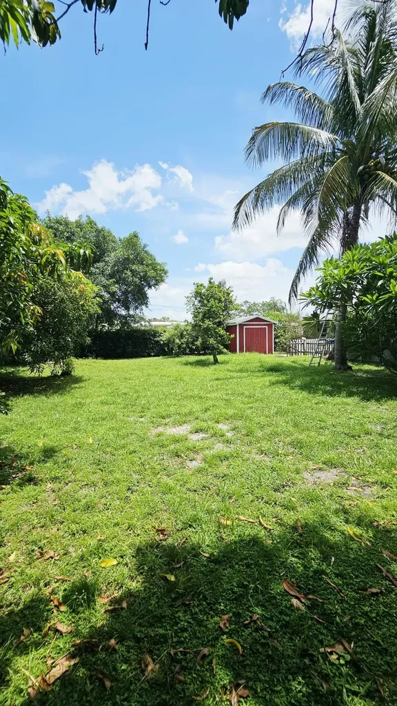 911 Burch Drive West Palm Beach FL 33415