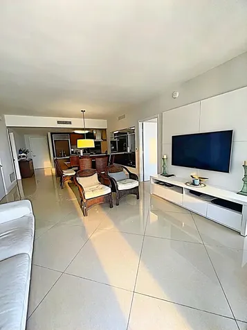 495 Brickell Avenue Miami FL 33131