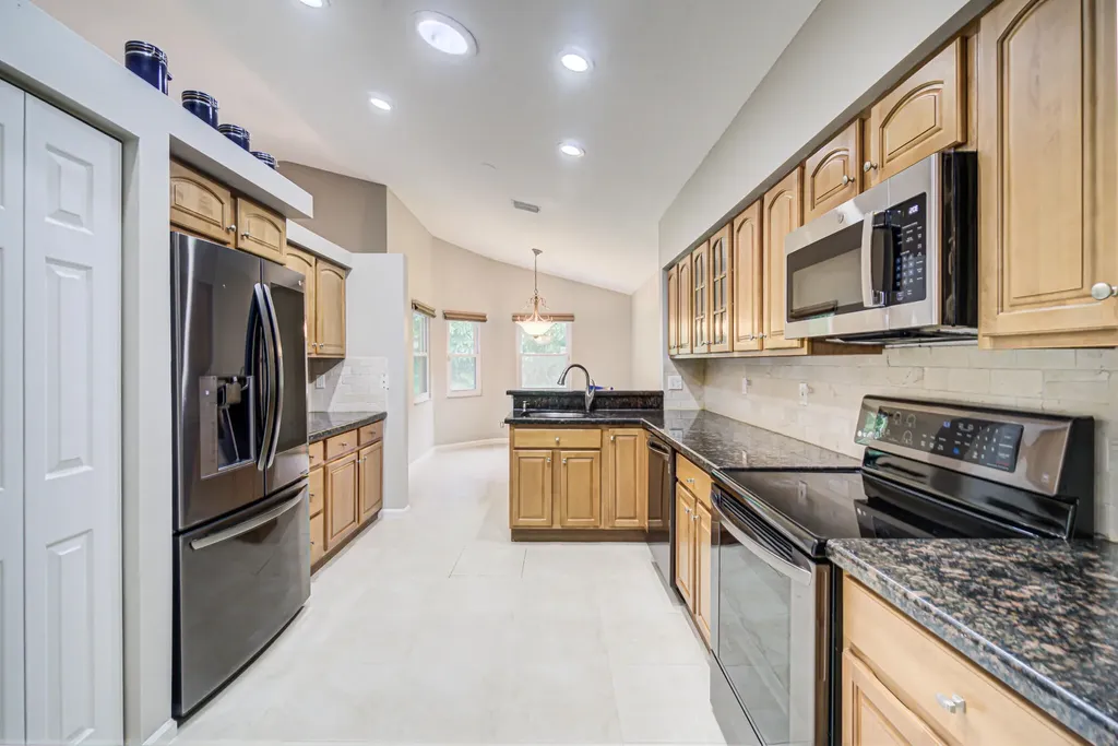 7774 Stirling Bridge Boulevard S Delray Beach FL 33446