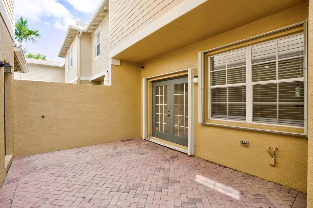158 W Thatch Palm Circle Jupiter FL 33458