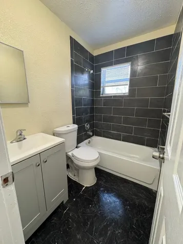 200 NW 14th Street Pompano Beach FL 33060
