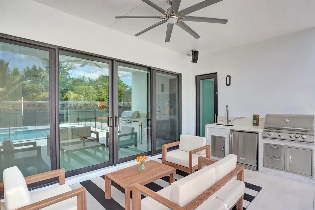 17523 Rainstream Boca Raton FL 33496