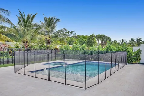 17523 Rainstream Boca Raton FL 33496