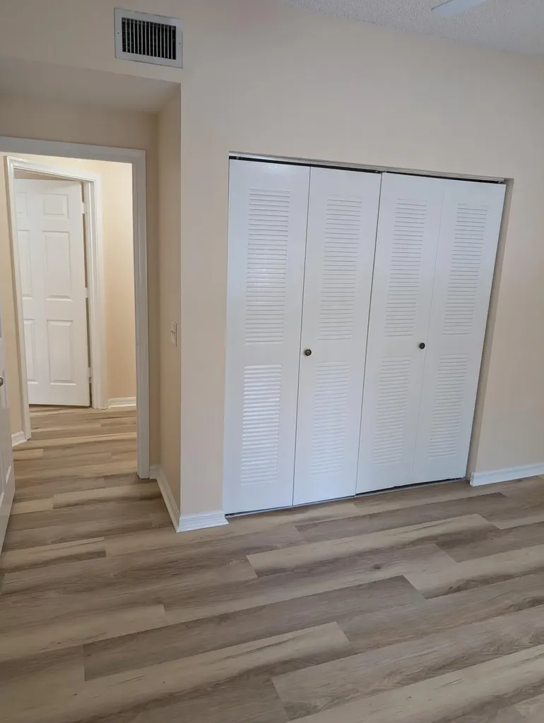 350 Crestwood Circle Royal Palm Beach FL 33411