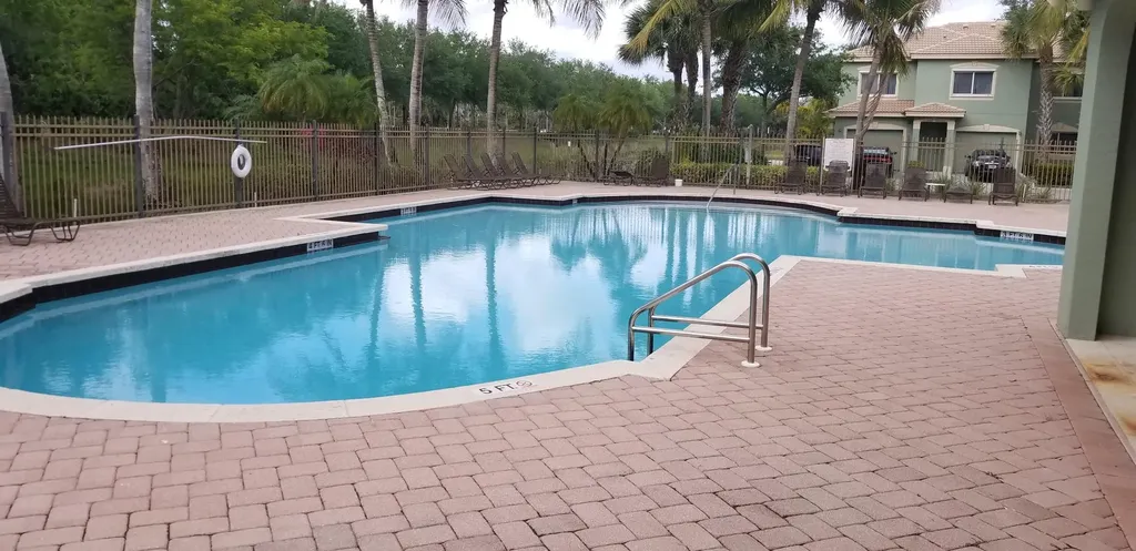 350 Crestwood Circle Royal Palm Beach FL 33411