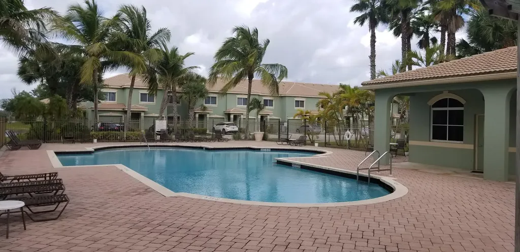 350 Crestwood Circle Royal Palm Beach FL 33411