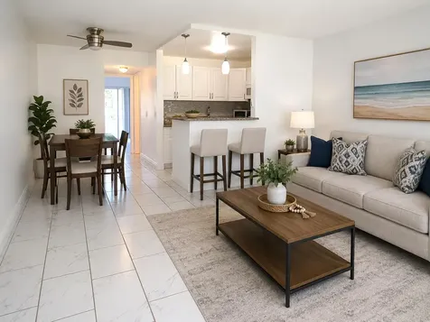 76 Cambridge D West Palm Beach FL 33417