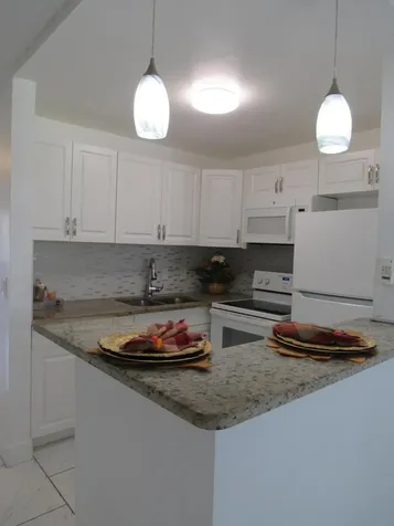 76 Cambridge D West Palm Beach FL 33417