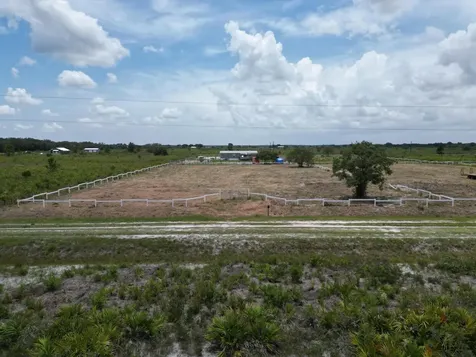 20224 NW 250th Street Okeechobee FL 34972