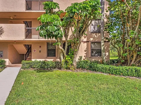 2659 Carambola Circle N Coconut Creek FL 33066