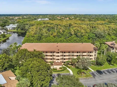 2659 Carambola Circle N Coconut Creek FL 33066