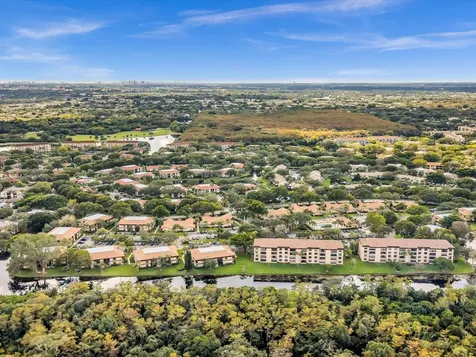 2659 Carambola Circle N Coconut Creek FL 33066