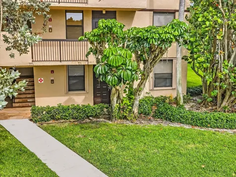 2659 Carambola Circle N Coconut Creek FL 33066