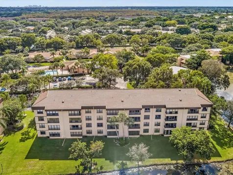2659 Carambola Circle N Coconut Creek FL 33066