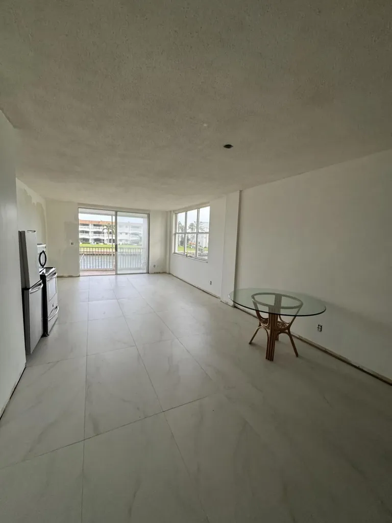 100 Paradise Harbour Boulevard North Palm Beach FL 33408
