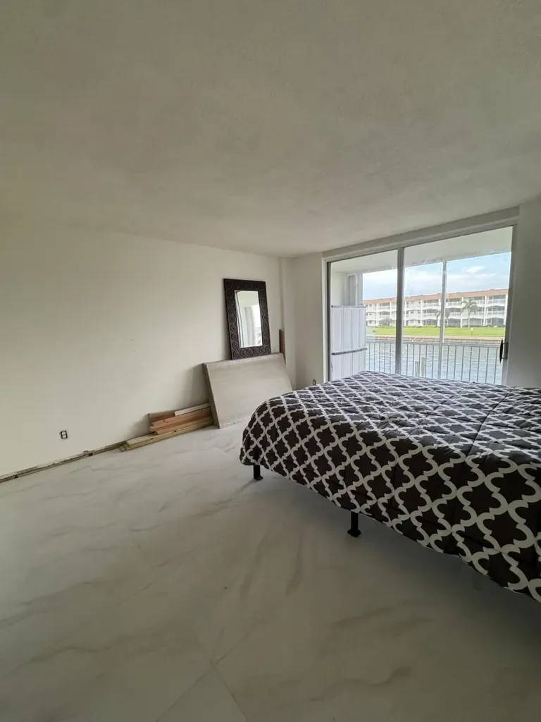 100 Paradise Harbour Boulevard North Palm Beach FL 33408
