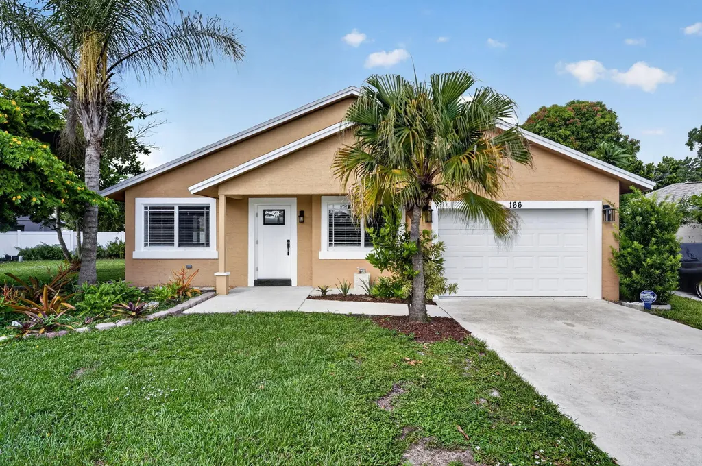 166 Raintree Jupiter FL 33458