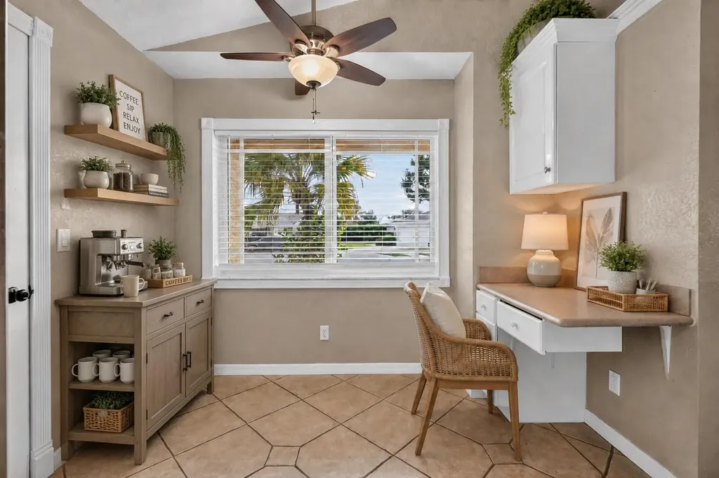 166 Raintree Jupiter FL 33458