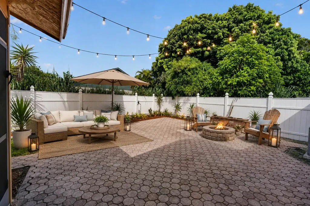 166 Raintree Jupiter FL 33458