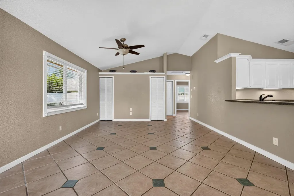 166 Raintree Jupiter FL 33458