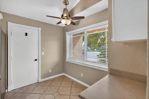 166 Raintree Jupiter FL 33458
