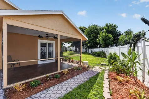 166 Raintree Jupiter FL 33458