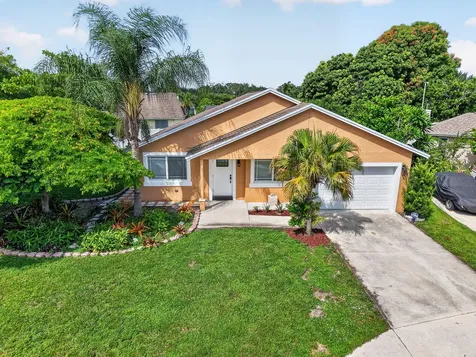 166 Raintree Jupiter FL 33458