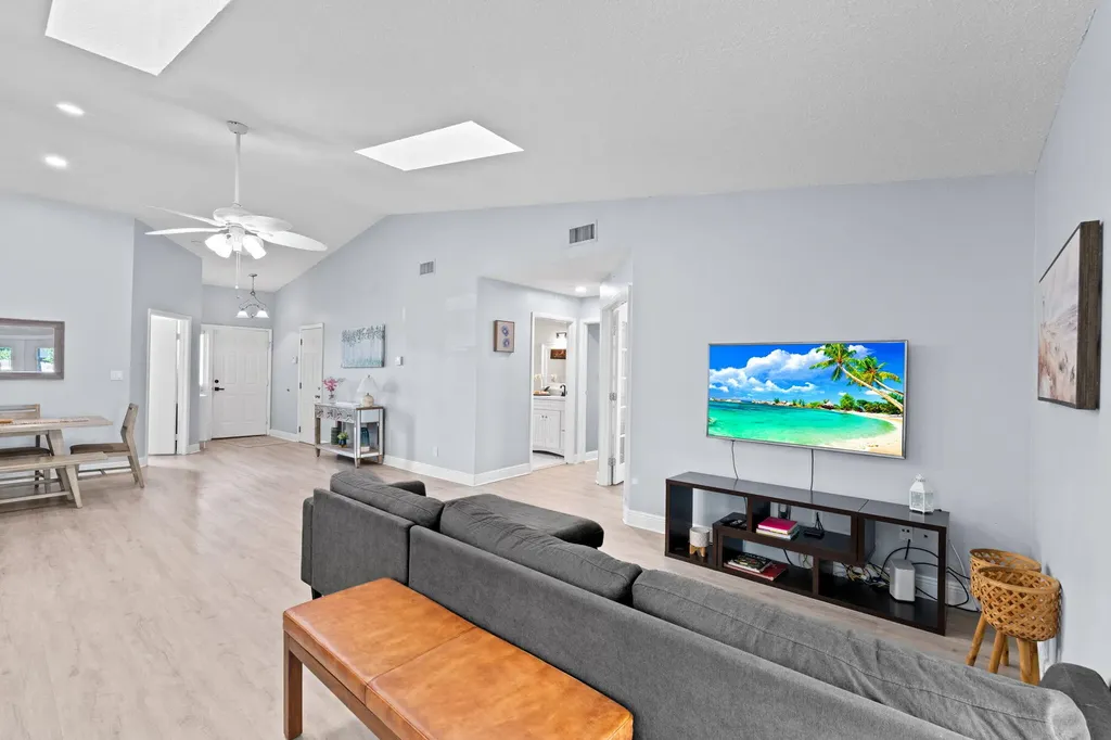 1599 Bayridge Place Wellington FL 33414