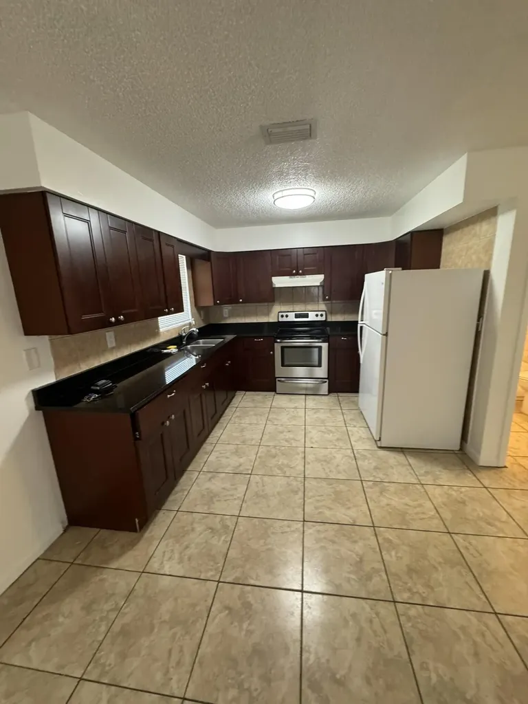4356 Maine Street Lake Worth FL 33461